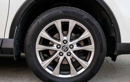 Toyota RAV4, 2016 год, 2 380 000 рублей, 6 фотография
