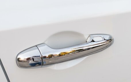 Toyota RAV4, 2016 год, 2 380 000 рублей, 8 фотография