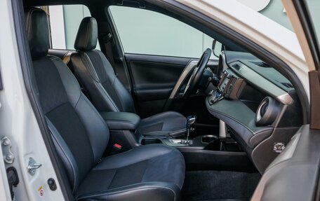 Toyota RAV4, 2016 год, 2 380 000 рублей, 11 фотография