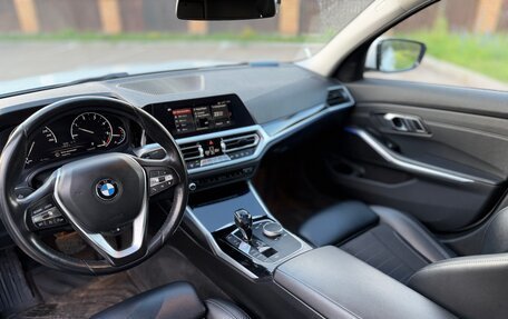 BMW 3 серия, 2019 год, 3 500 000 рублей, 15 фотография