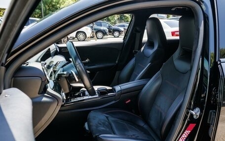 Mercedes-Benz A-Класс, 2018 год, 2 330 000 рублей, 12 фотография