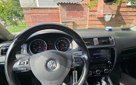 Volkswagen Jetta VI, 2012 год, 950 000 рублей, 12 фотография