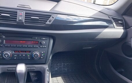 BMW X1, 2011 год, 1 550 000 рублей, 11 фотография