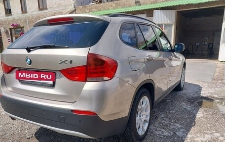 BMW X1, 2011 год, 1 550 000 рублей, 6 фотография