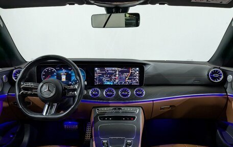 Mercedes-Benz E-Класс, 2021 год, 5 350 000 рублей, 21 фотография