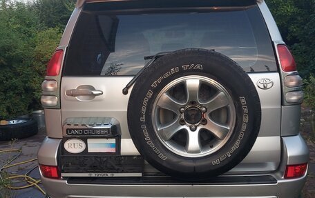 Toyota Land Cruiser Prado 120 рестайлинг, 2006 год, 1 899 000 рублей, 3 фотография