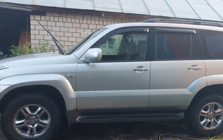 Toyota Land Cruiser Prado 120 рестайлинг, 2006 год, 1 899 000 рублей, 7 фотография