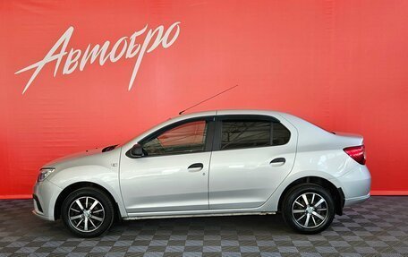 Renault Logan II, 2018 год, 1 000 000 рублей, 2 фотография