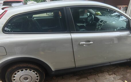 Volvo C30 I рестайлинг, 2007 год, 900 000 рублей, 4 фотография