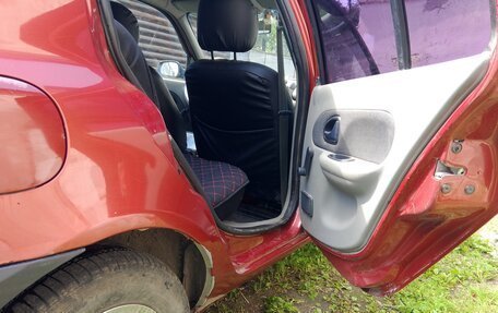Renault Symbol I, 2004 год, 160 000 рублей, 8 фотография
