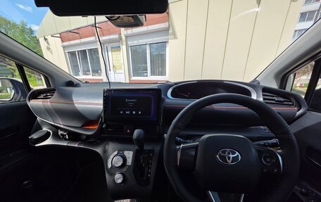 Toyota Sienta II, 2018 год, 1 400 000 рублей, 5 фотография