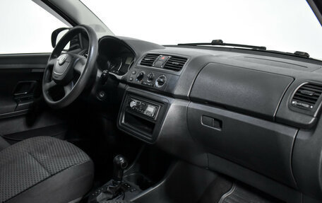 Skoda Fabia II, 2010 год, 575 000 рублей, 18 фотография