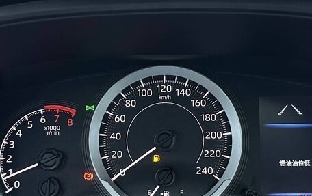 Toyota Corolla, 2023 год, 1 700 600 рублей, 8 фотография