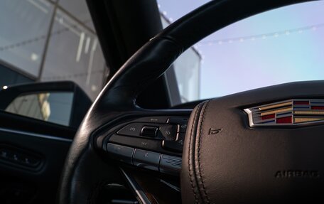 Cadillac Escalade V, 2021 год, 14 000 000 рублей, 20 фотография
