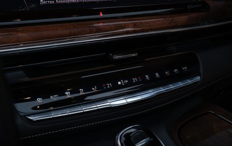 Cadillac Escalade V, 2021 год, 14 000 000 рублей, 18 фотография
