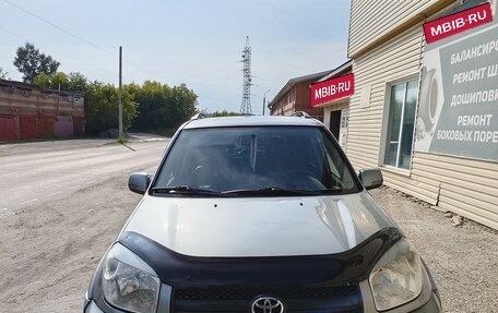 Toyota RAV4, 2004 год, 950 000 рублей, 1 фотография