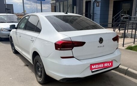 Volkswagen Polo VI (EU Market), 2022 год, 980 000 рублей, 3 фотография