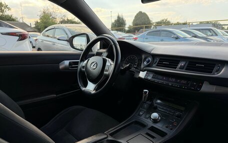 Lexus CT I рестайлинг, 2013 год, 1 550 000 рублей, 15 фотография
