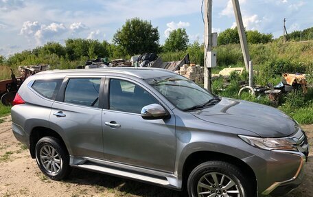 Mitsubishi Pajero Sport III рестайлинг, 2018 год, 1 900 000 рублей, 3 фотография