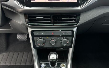 Volkswagen T-Cross I, 2023 год, 1 305 000 рублей, 9 фотография