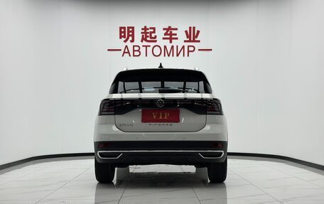 Volkswagen T-Cross I, 2023 год, 1 305 000 рублей, 6 фотография