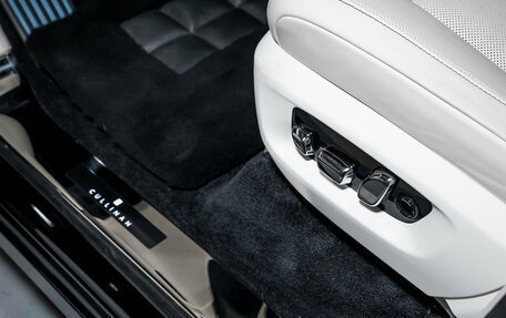 Rolls-Royce Cullinan, 2025 год, 59 500 000 рублей, 22 фотография