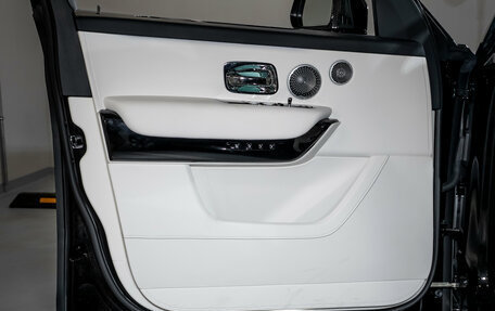 Rolls-Royce Cullinan, 2025 год, 59 500 000 рублей, 24 фотография