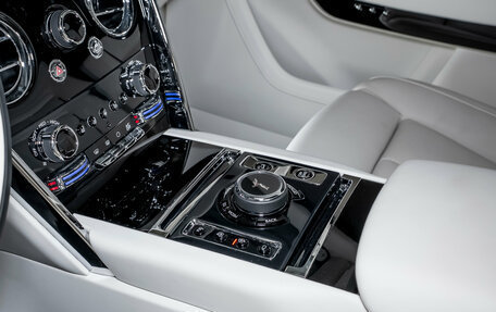 Rolls-Royce Cullinan, 2025 год, 59 500 000 рублей, 25 фотография