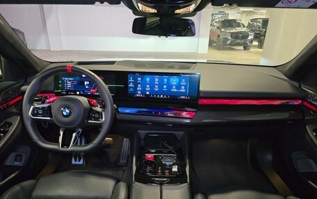 BMW M5, 2025 год, 19 870 000 рублей, 32 фотография