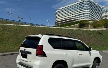 Toyota Land Cruiser Prado 150 рестайлинг 2, 2021 год, 4 399 000 рублей, 4 фотография