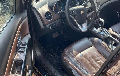 Chevrolet Cruze II, 2013 год, 1 050 000 рублей, 6 фотография