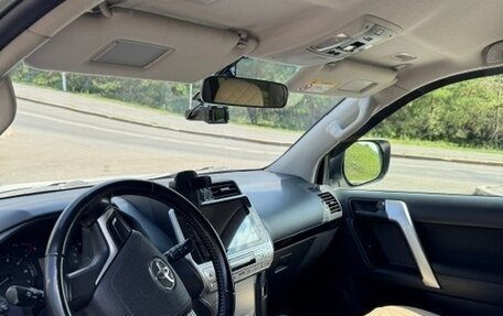 Toyota Land Cruiser Prado 150 рестайлинг 2, 2021 год, 4 399 000 рублей, 6 фотография