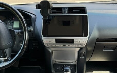 Toyota Land Cruiser Prado 150 рестайлинг 2, 2021 год, 4 399 000 рублей, 10 фотография