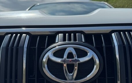 Toyota Land Cruiser Prado 150 рестайлинг 2, 2021 год, 4 399 000 рублей, 13 фотография