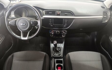 KIA Rio IV, 2017 год, 1 445 000 рублей, 9 фотография