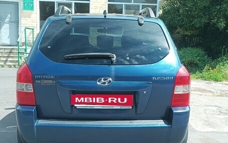 Hyundai Tucson III, 2005 год, 495 000 рублей, 3 фотография