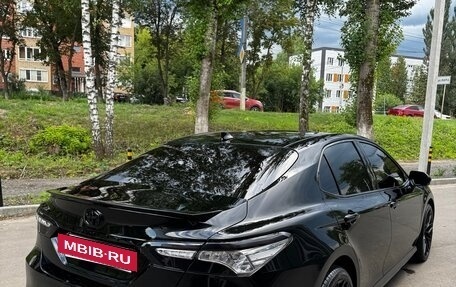 Toyota Camry, 2019 год, 3 600 000 рублей, 7 фотография