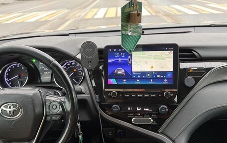 Toyota Camry, 2018 год, 1 659 000 рублей, 5 фотография