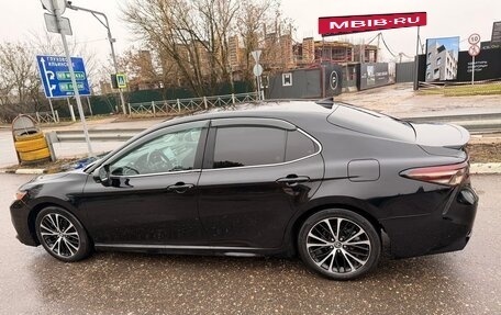 Toyota Camry, 2018 год, 1 659 000 рублей, 3 фотография