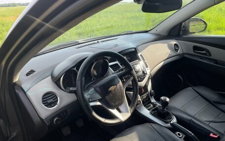 Chevrolet Cruze II, 2011 год, 379 000 рублей, 9 фотография