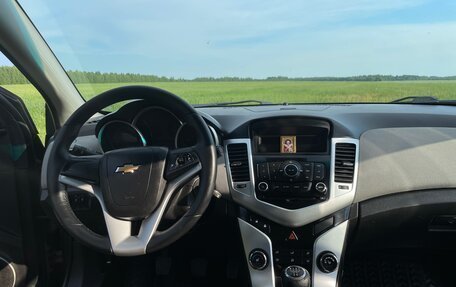 Chevrolet Cruze II, 2011 год, 379 000 рублей, 11 фотография