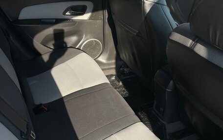 Chevrolet Cruze II, 2011 год, 379 000 рублей, 12 фотография