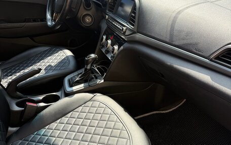 Hyundai Elantra VI рестайлинг, 2019 год, 1 150 000 рублей, 7 фотография