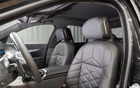 BMW 7 серия, 2025 год, 16 500 000 рублей, 11 фотография