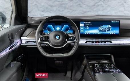 BMW 7 серия, 2025 год, 16 500 000 рублей, 13 фотография