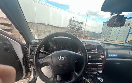 Hyundai Sonata IV рестайлинг, 2006 год, 250 000 рублей, 13 фотография