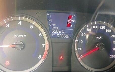 Hyundai Solaris II рестайлинг, 2011 год, 720 000 рублей, 16 фотография