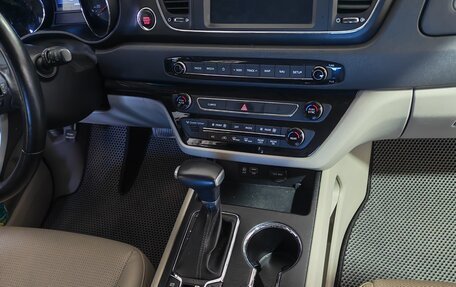 KIA Carnival III, 2018 год, 2 770 000 рублей, 29 фотография