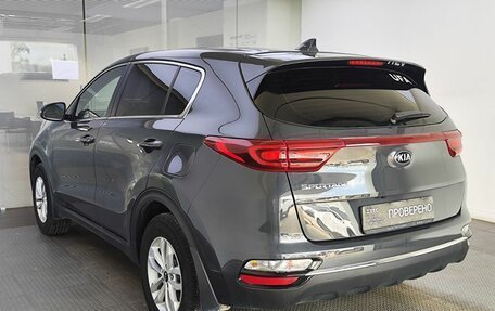 KIA Sportage IV рестайлинг, 2020 год, 2 415 000 рублей, 8 фотография