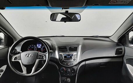 Hyundai Solaris II рестайлинг, 2014 год, 990 000 рублей, 17 фотография